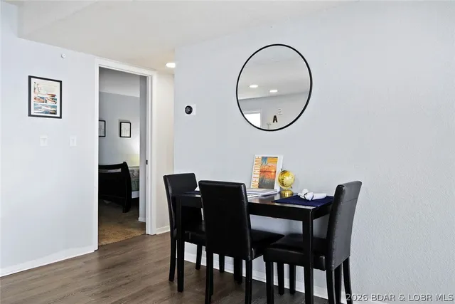 $254,900 | 2500 Bay Point Lane, Unit 724, Osage Beach, MO 65065