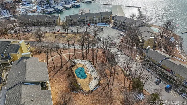 $254,900 | 2500 Bay Point Lane, Unit 724, Osage Beach, MO 65065