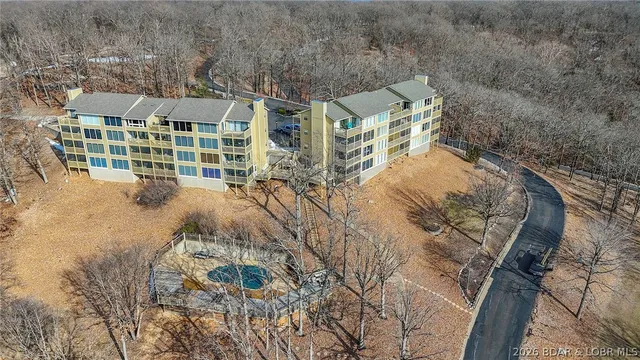 $254,900 | 2500 Bay Point Lane, Unit 724, Osage Beach, MO 65065