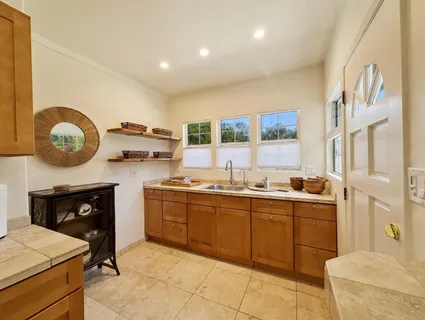 $1,399,900 | 910 West Anapamu Street, Santa Barbara, CA 93101