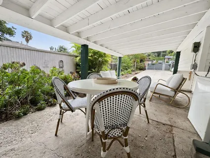 $1,399,900 | 910 West Anapamu Street, Santa Barbara, CA 93101