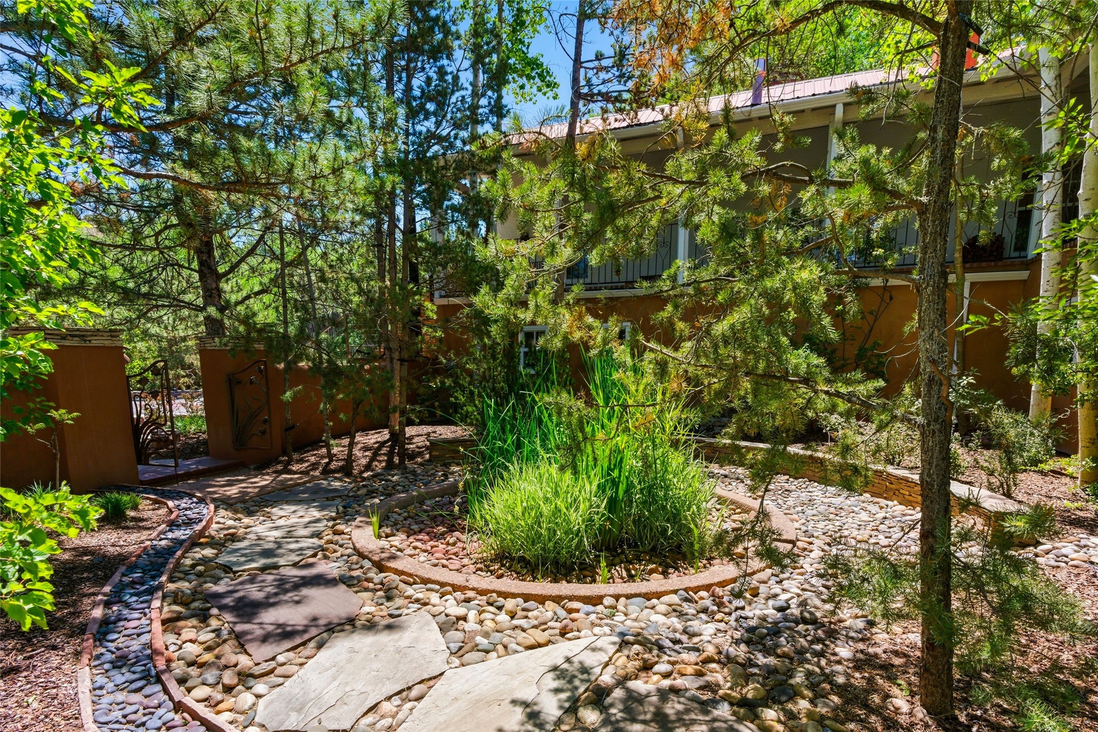 1442 Bishops Lodge Road Santa Fe, NM 87506 - Photo 39 of 40