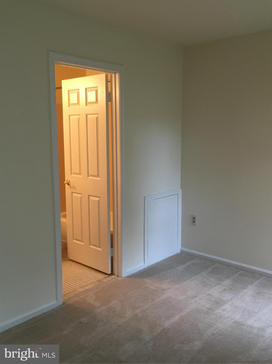 2109 Derby Ridge Lane, Unit 26 Silver Spring, MD 20910 - Photo 10 of 16 Bedroom (Master)