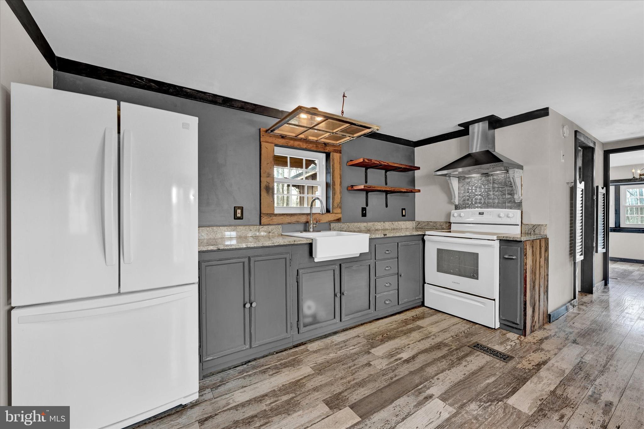 2241 Amoss Mill Road Pylesville, MD 21132 - Photo 3 of 36 Beautiful flooring throughout