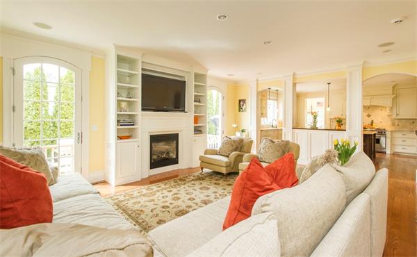 8 Lathrop Road Wellesley, MA 02482 - Photo 4 of 27