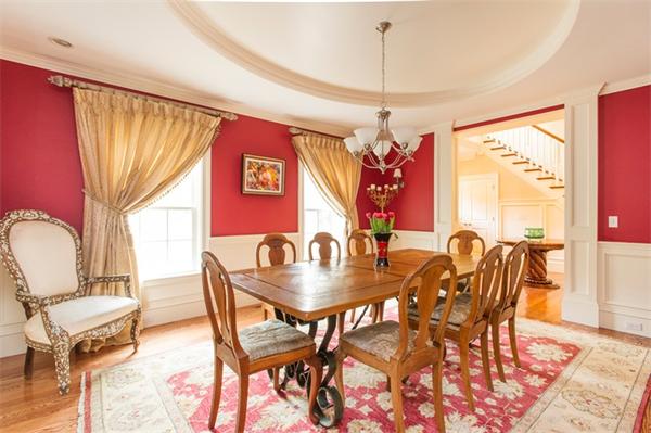 8 Lathrop Road Wellesley, MA 02482 - Photo 9 of 27