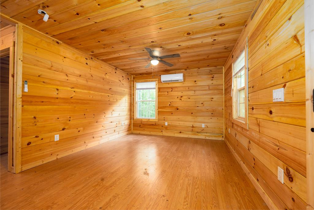 210 Dotson Road Murphy, NC 28906 - Photo 4 of 26 Gallery Image 4