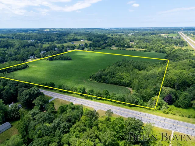 $6,000,000 | 4093 68th Street Southwest, Byron Center, MI 49315