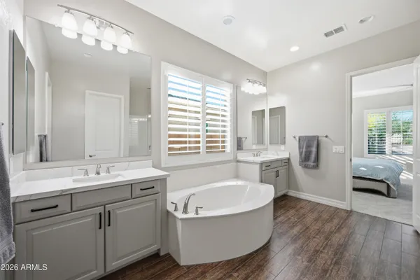 $998,500 | 862 East Hampton Lane, Gilbert, AZ 85295