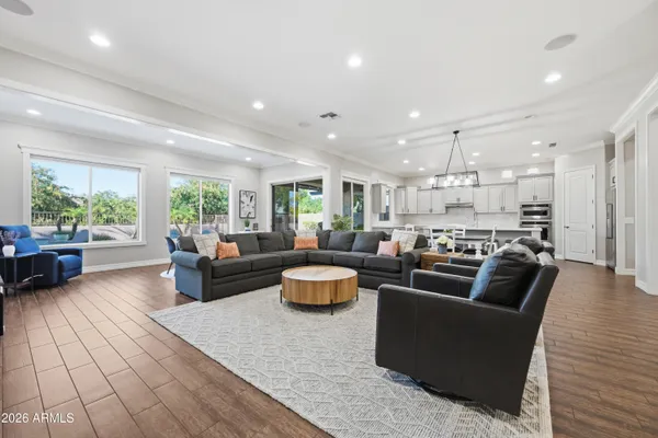 $998,500 | 862 East Hampton Lane, Gilbert, AZ 85295