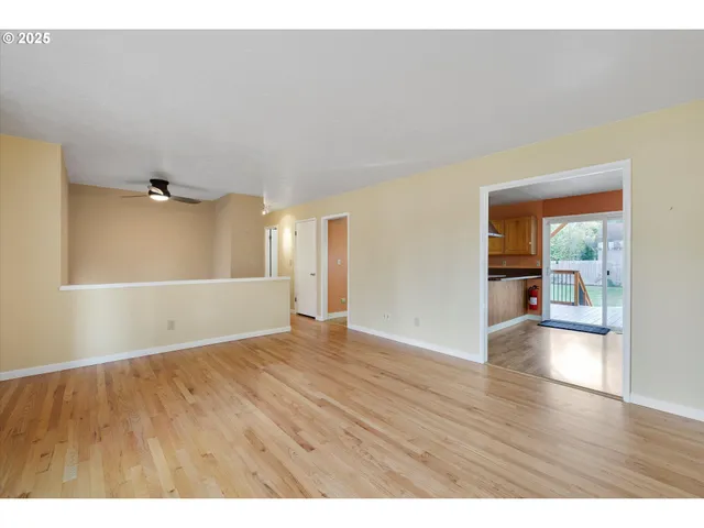 $585,000 | 1360 Northwest 130th Avenue, Portland, OR 97229