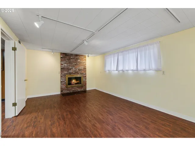 $585,000 | 1360 Northwest 130th Avenue, Portland, OR 97229