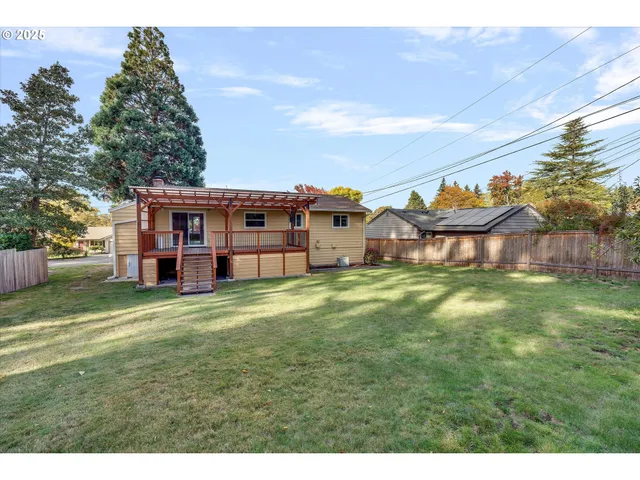 $585,000 | 1360 Northwest 130th Avenue, Portland, OR 97229