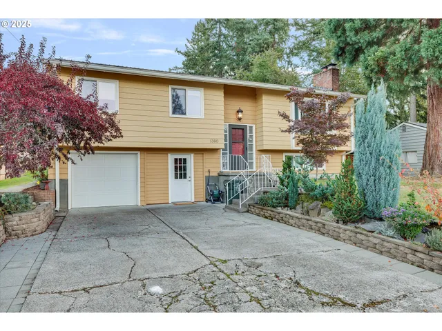 $585,000 | 1360 Northwest 130th Avenue, Portland, OR 97229