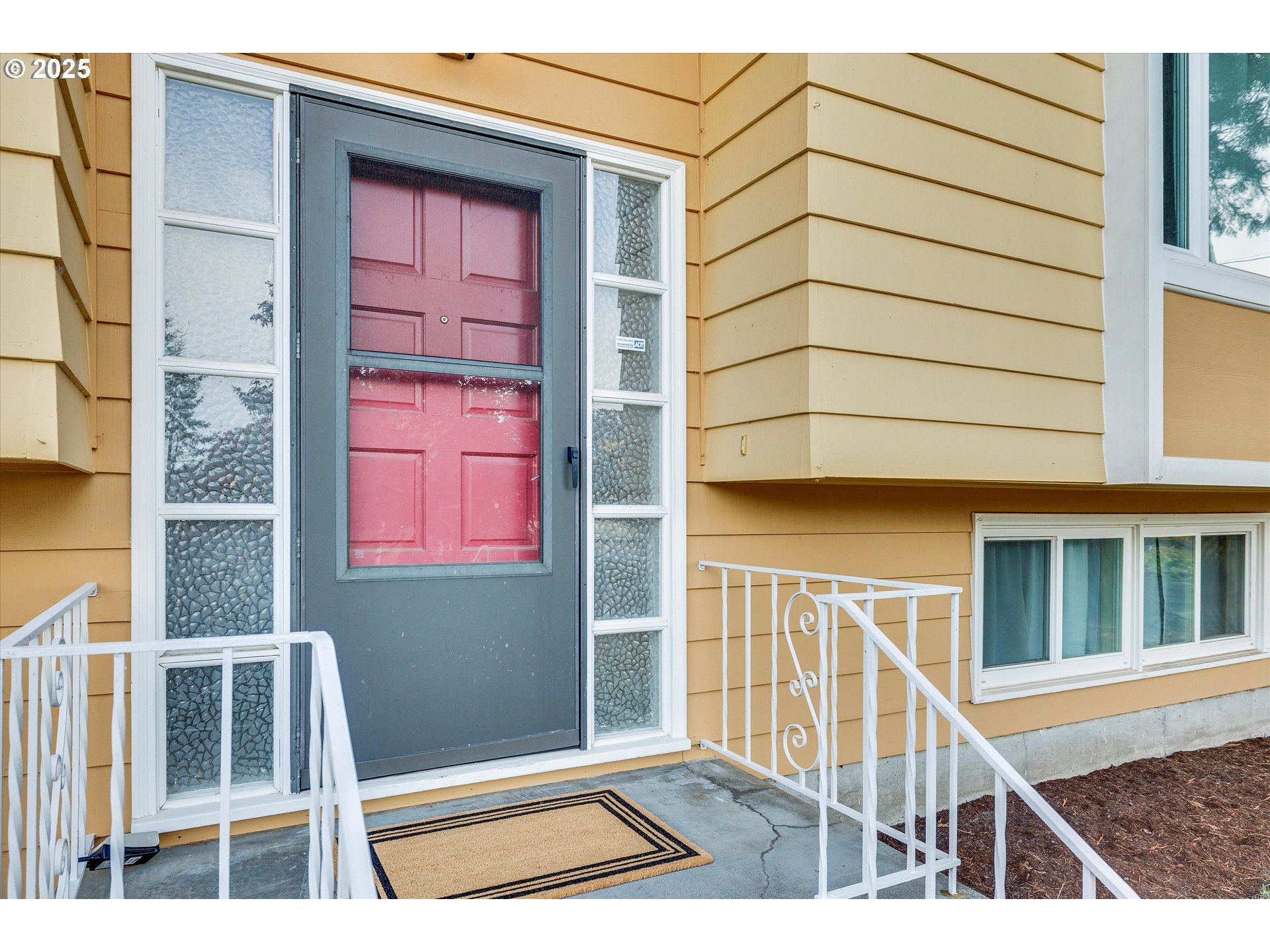 1360 Northwest 130th Avenue Portland, OR 97229 - Photo 9 of 36 a view of entryway with a house