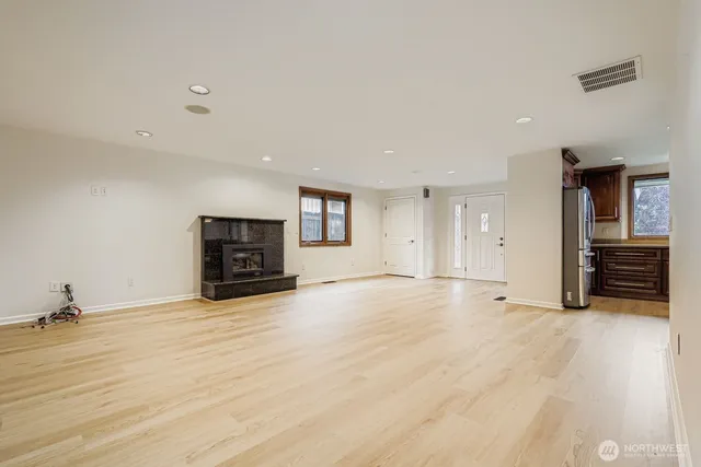 $1,574,000 | 1733 172nd Place Northeast, Bellevue, WA 98008