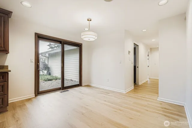 $1,574,000 | 1733 172nd Place Northeast, Bellevue, WA 98008