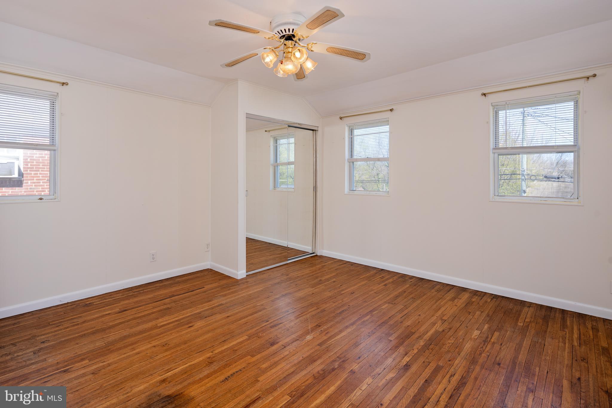8546 Oakleigh Road Baltimore, MD 21234 - Photo 16 of 38 Primary bed 1