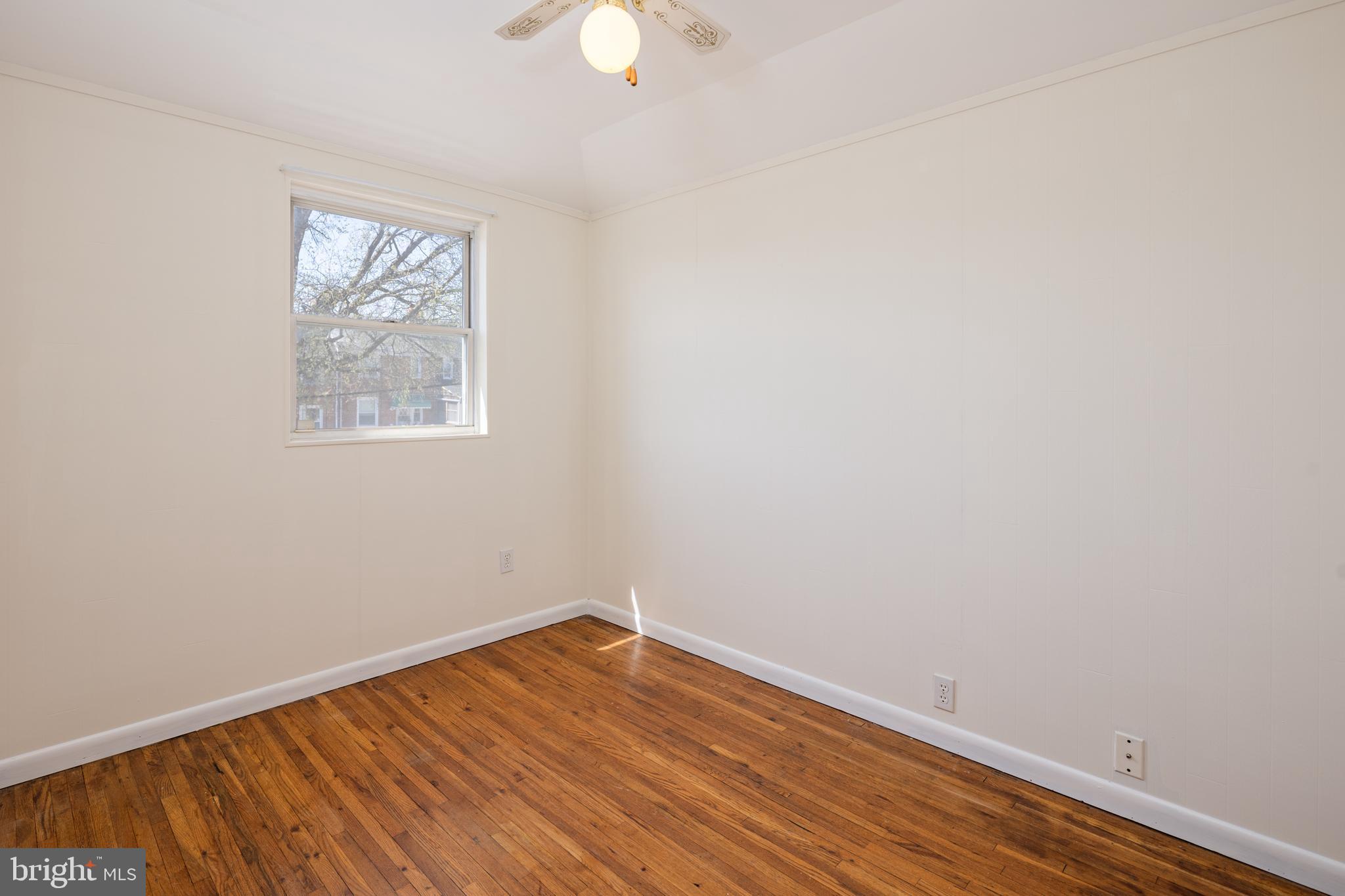 8546 Oakleigh Road Baltimore, MD 21234 - Photo 22 of 38 bed 2 (level 2)