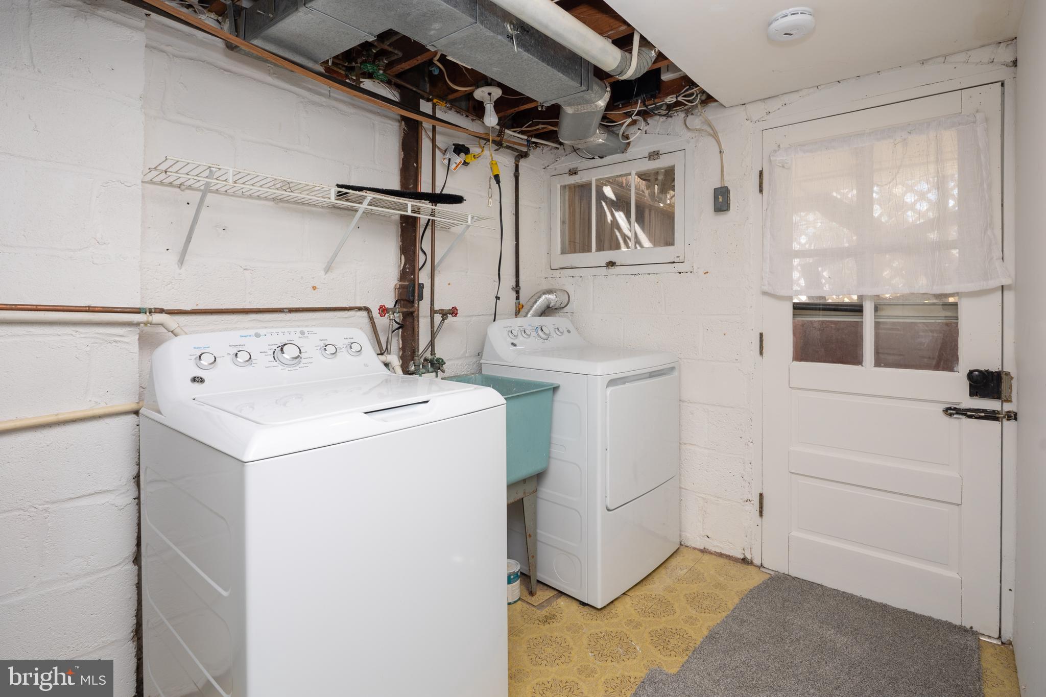8546 Oakleigh Road Baltimore, MD 21234 - Photo 32 of 38 laundry area with exit/entrance