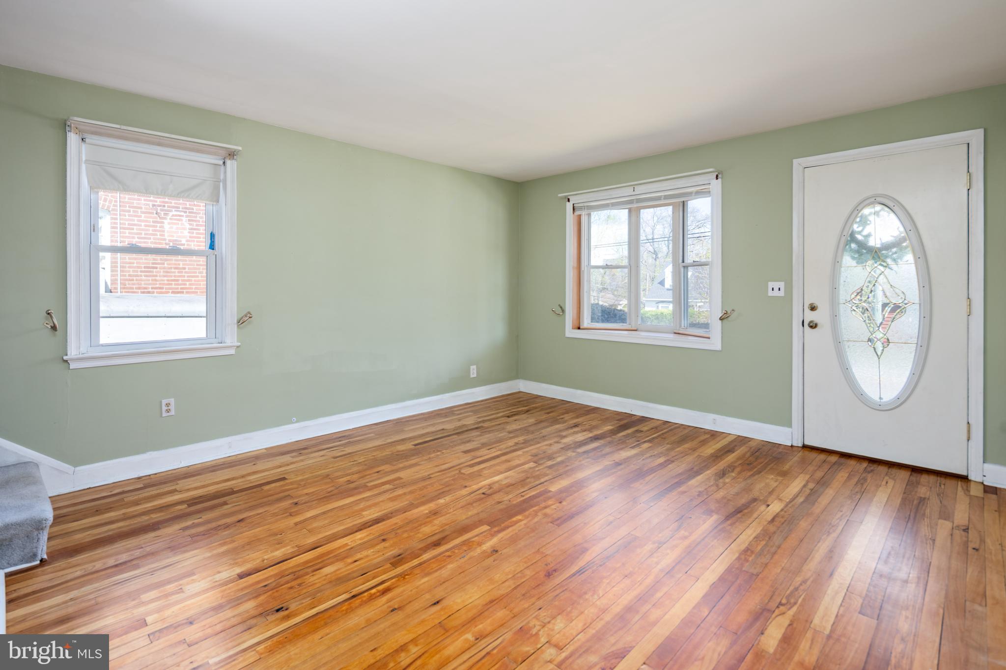 8546 Oakleigh Road Baltimore, MD 21234 - Photo 7 of 38