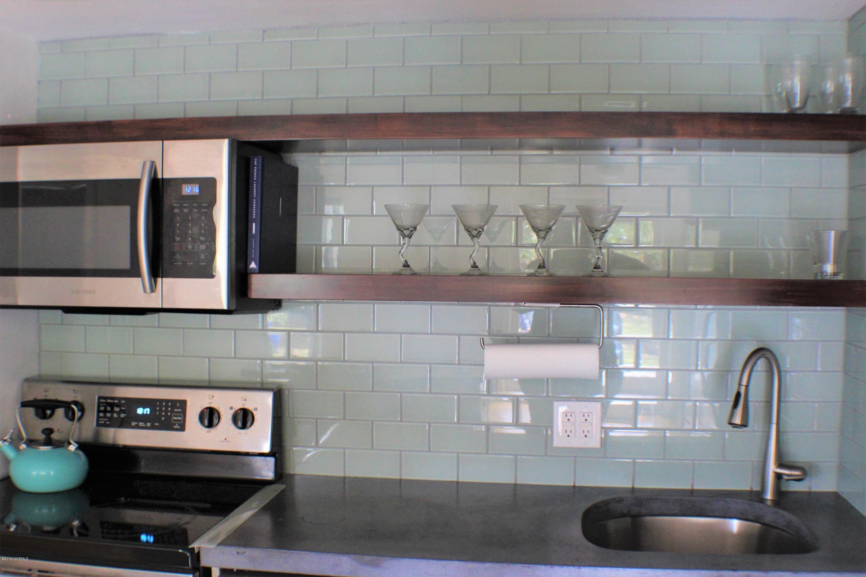 142 Hughes Road Hampstead, NC 28443 - Photo 7 of 22 kitchen1 (2)
