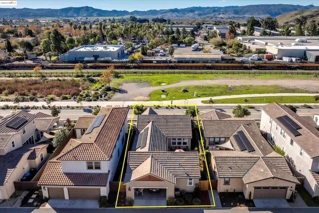 $1,135,000 | 3940 Righetti Ranch Road, San Luis Obispo, CA 93401