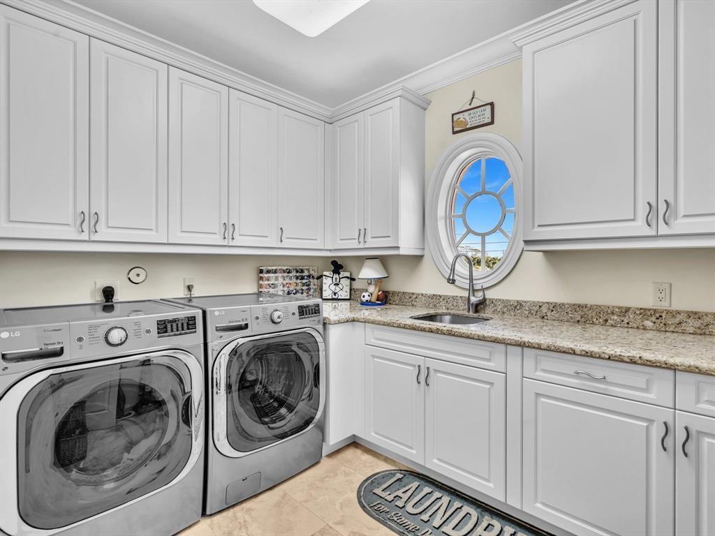 4431 Northeast 24th Avenue Lighthouse Point, FL 33064 - Photo 16 of 40 051826- 21