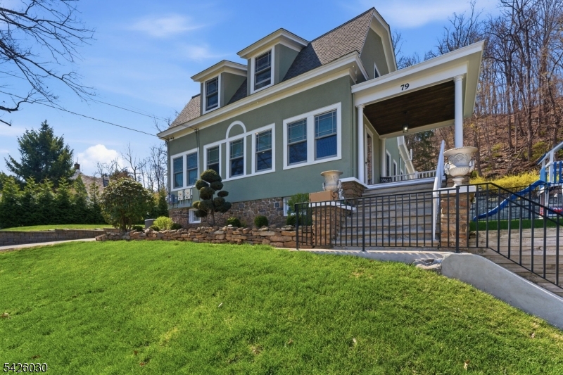 79 Ann Street Dover, NJ 07801 - Photo 1 of 50