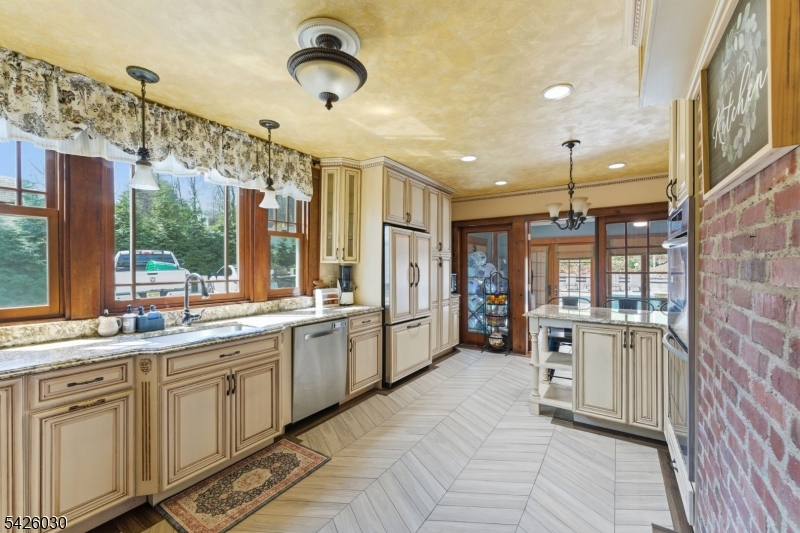 79 Ann Street Dover, NJ 07801 - Photo 15 of 50