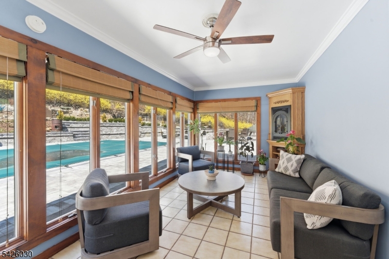 79 Ann Street Dover, NJ 07801 - Photo 17 of 50