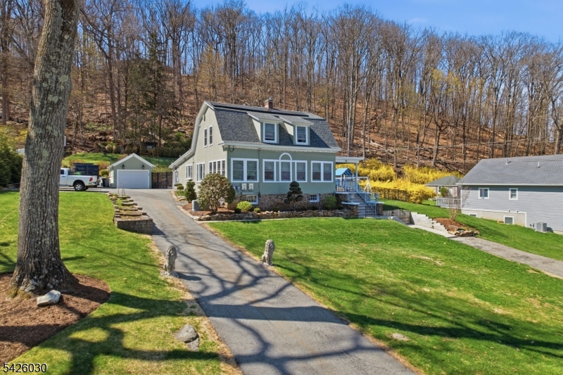 79 Ann Street Dover, NJ 07801 - Photo 45 of 50