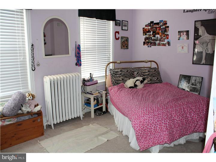 265 Rochelle Avenue Philadelphia, PA 19128 - Photo 21 of 24 Bedroom 3