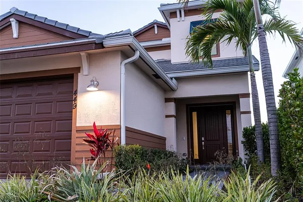 $1,010,000 | 449 Southeast Fascino Circle, Port St. Lucie, FL 34984