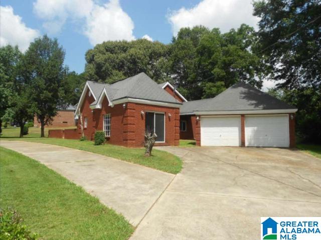1725 Patch Place Anniston, AL 36201 - Photo 6 of 16