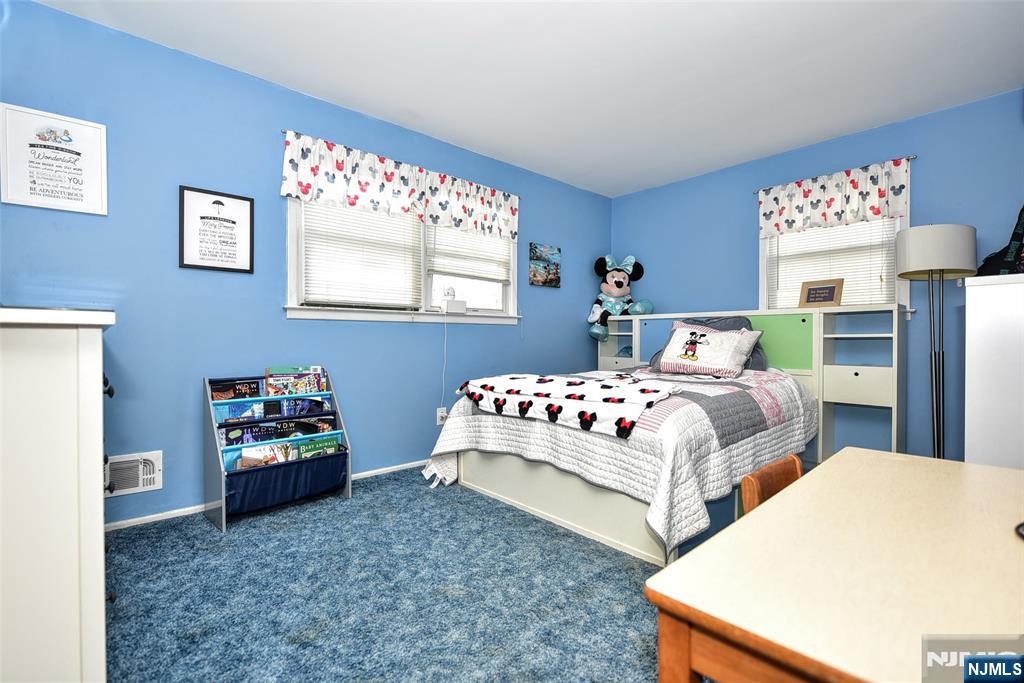 63 Eleron Place Wayne, NJ 07470 - Photo 15 of 31