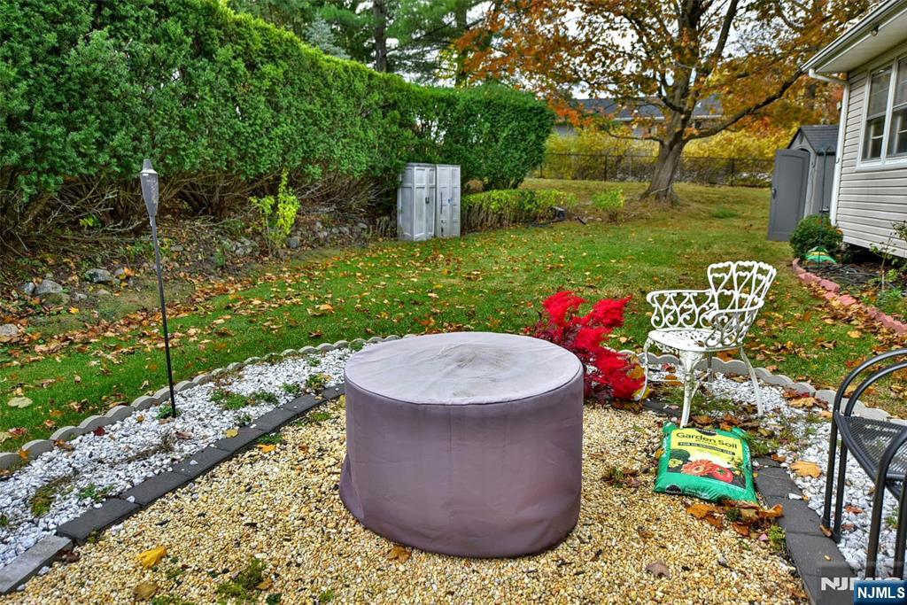 63 Eleron Place Wayne, NJ 07470 - Photo 26 of 31