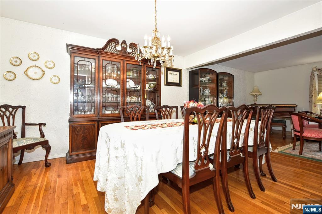 63 Eleron Place Wayne, NJ 07470 - Photo 8 of 31