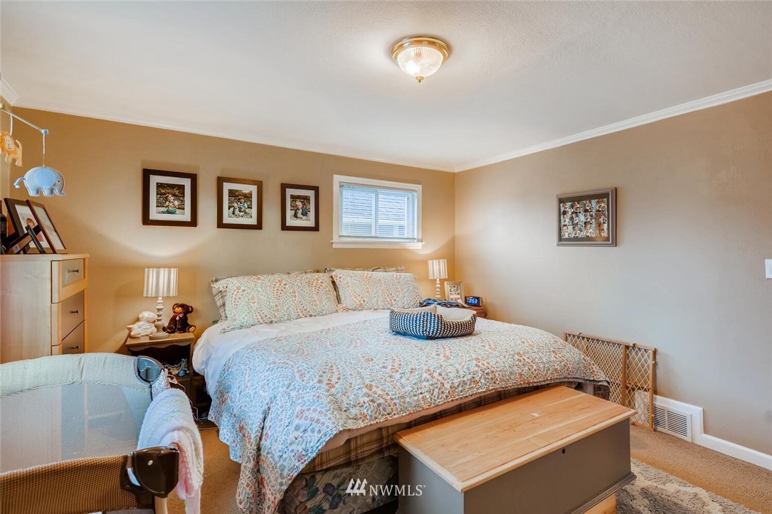 1919 Rucker Avenue, Unit 1 & 2 Everett, WA 98201 - Photo 34 of 40 Gallery Image 34