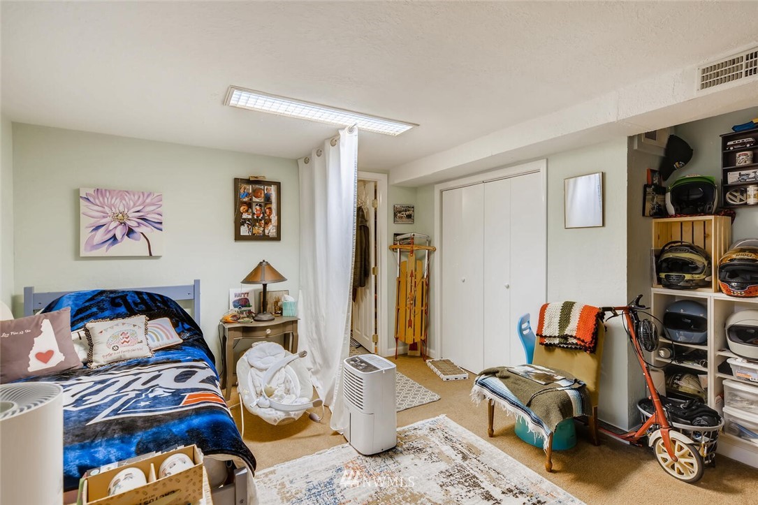 1919 Rucker Avenue, Unit 1 & 2 Everett, WA 98201 - Photo 36 of 40 Gallery Image 36