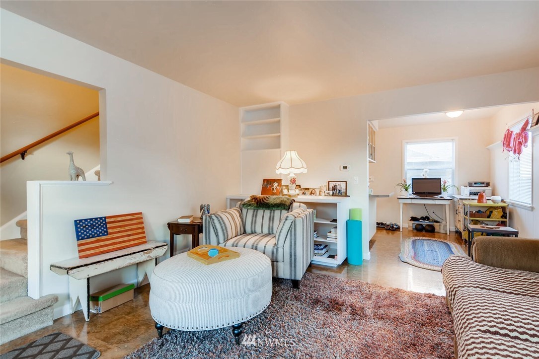 1919 Rucker Avenue, Unit 1 & 2 Everett, WA 98201 - Photo 5 of 40 Gallery Image 5