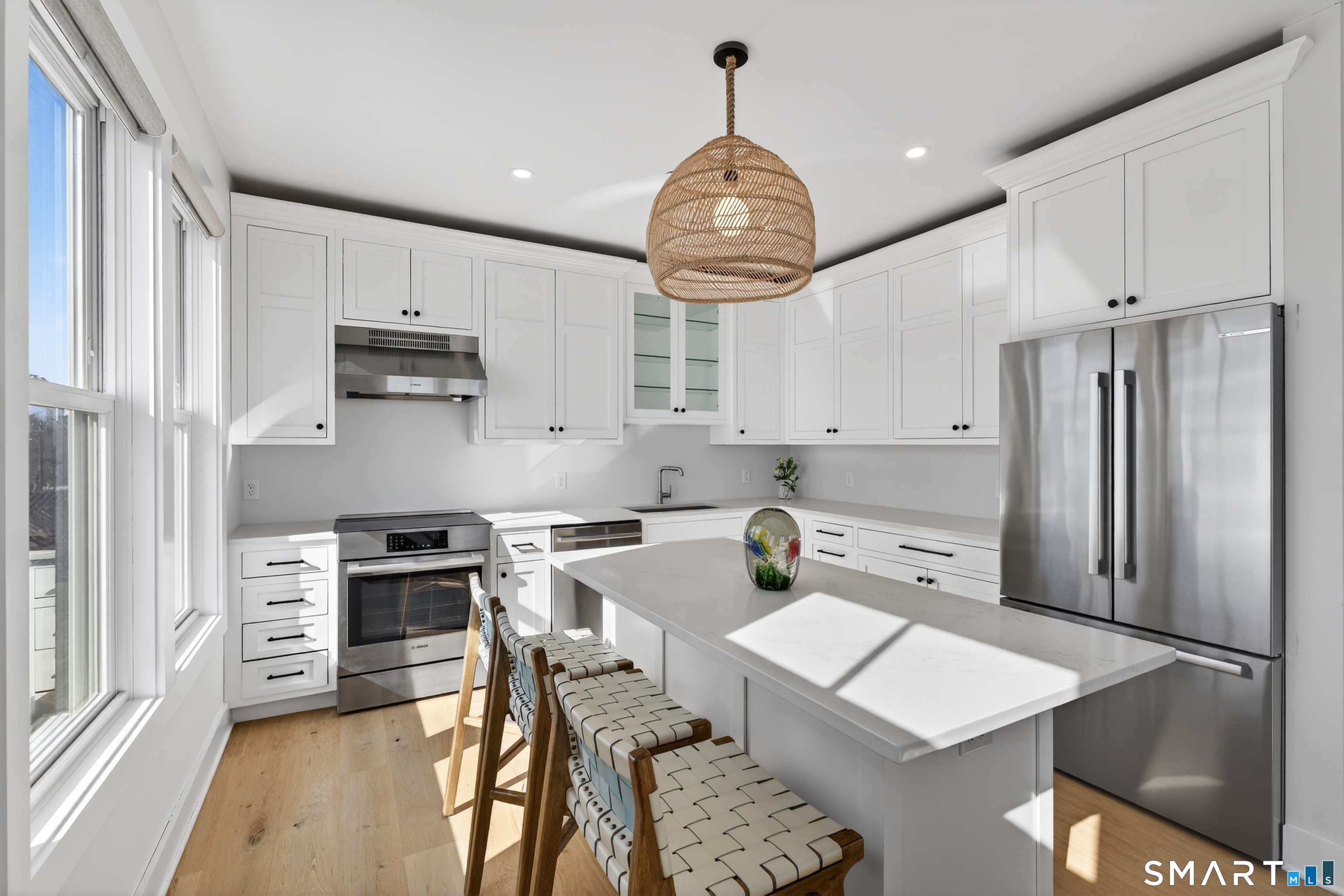 185 Main Street, Unit 301 East Lyme, CT 06357 - Photo 12 of 60