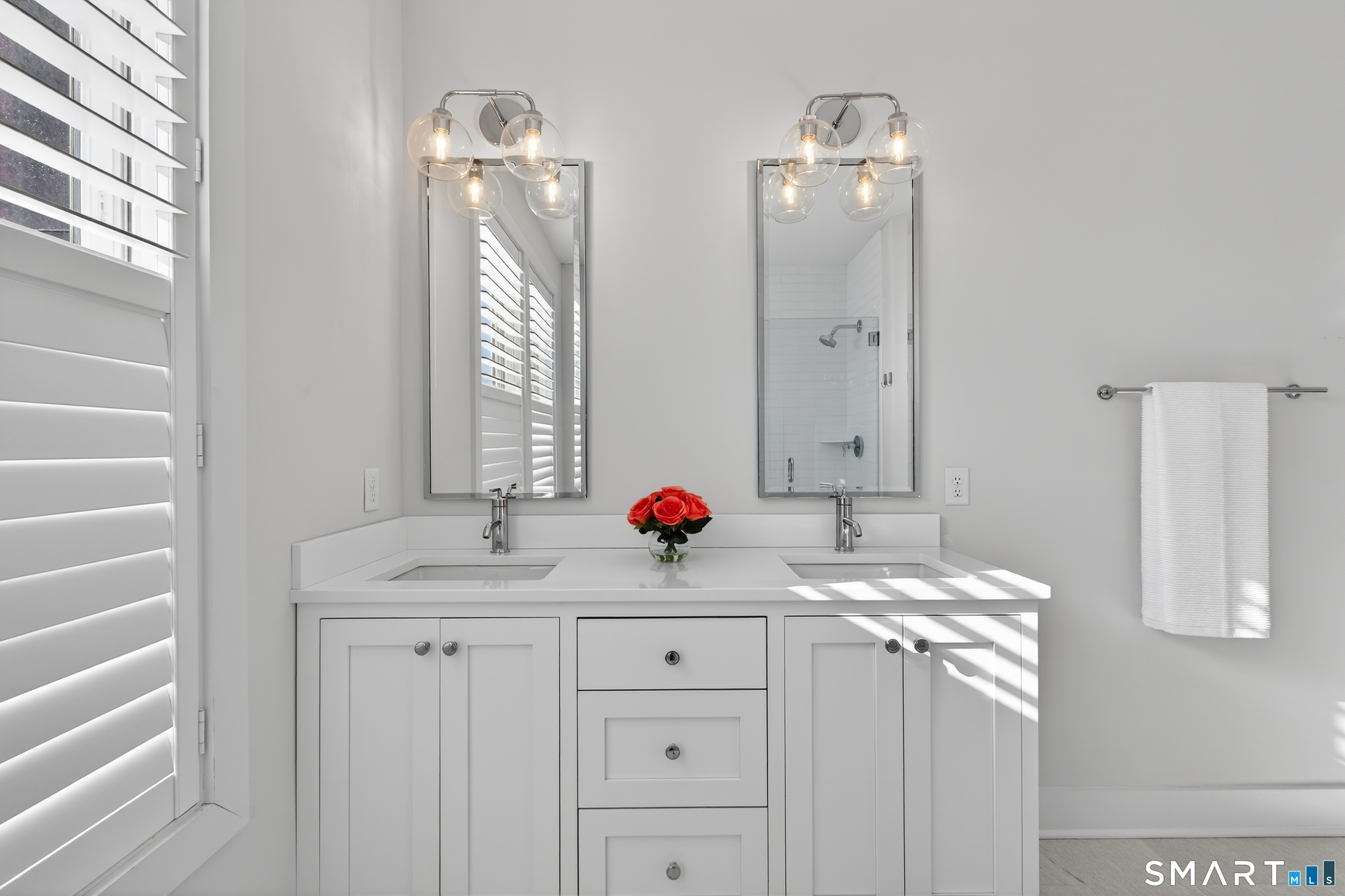 185 Main Street, Unit 301 East Lyme, CT 06357 - Photo 44 of 60