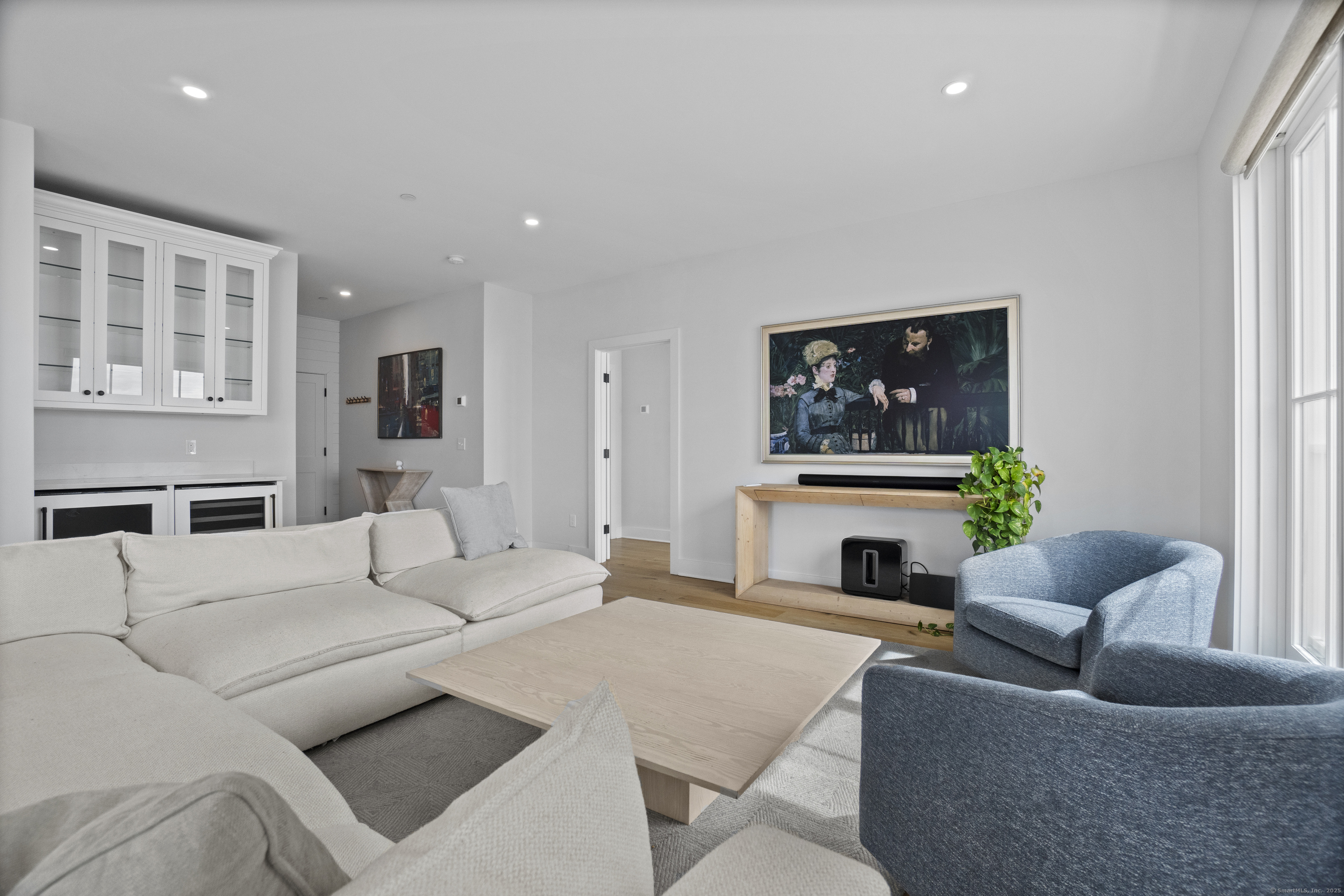 185 Main Street, Unit 301 East Lyme, CT 06357 - Photo 9 of 60