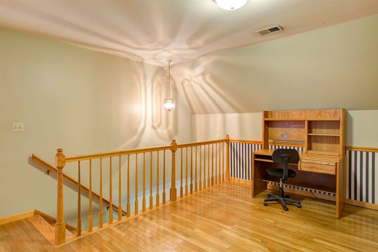 2144 Red Brush Road Newburgh, IN 47630 - Photo 12 of 35 Gallery Image 12