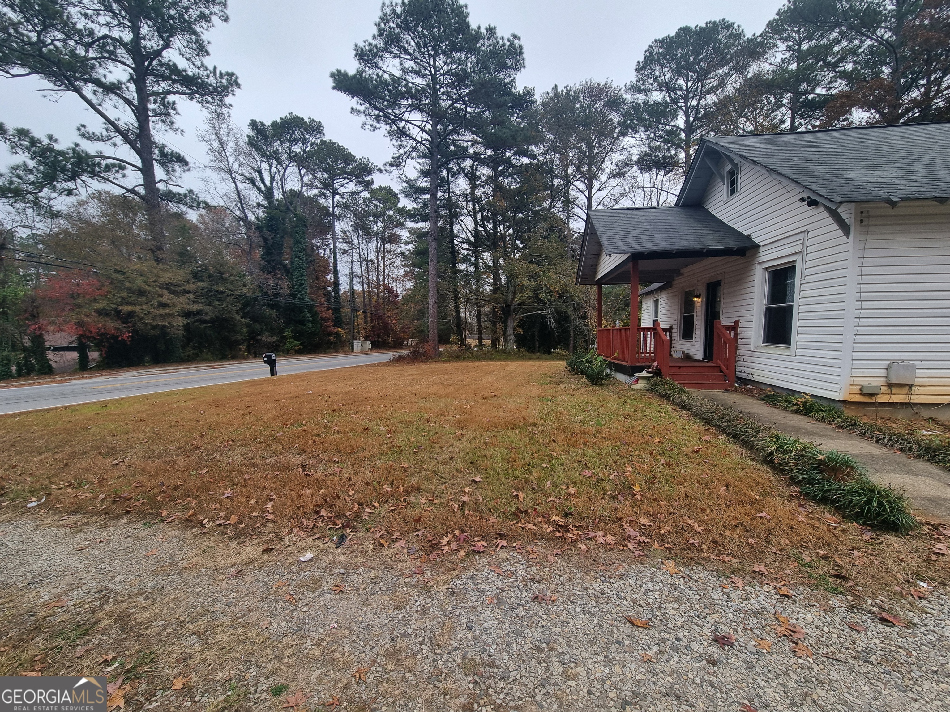 6570 Rivertown Road Fairburn, GA 30213 - Photo 6 of 33