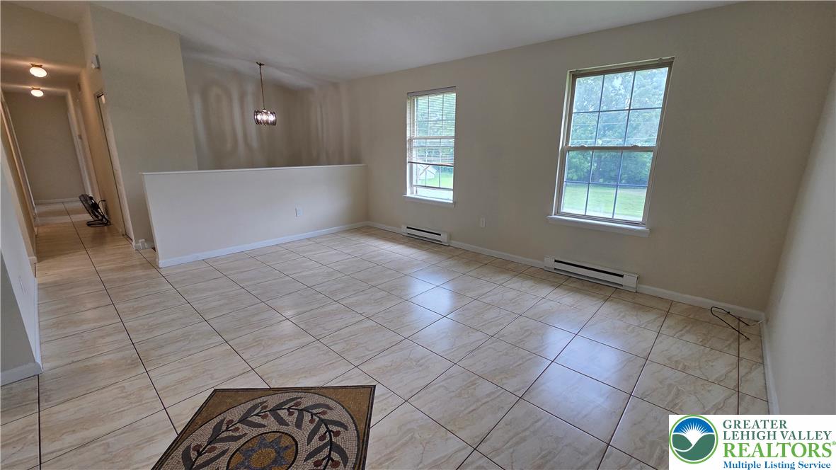 481 Savage Road Northampton, PA 18067 - Photo 4 of 27