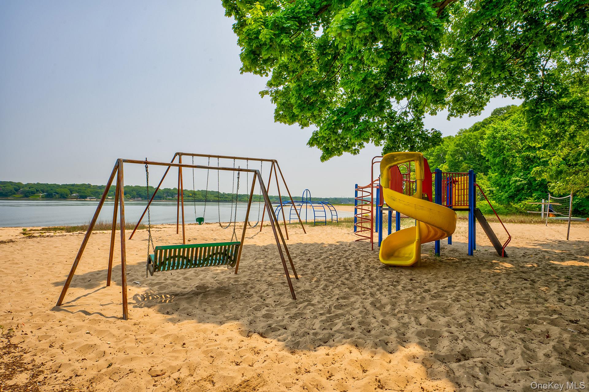 262 Harbor Acres Road Port Washington, NY 11050 - Photo 26 of 27 a view of outdoor space with seating