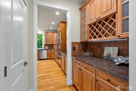 $1,695,000 | 9545 Idel Weiss Lane, Bainbridge Island, WA 98110