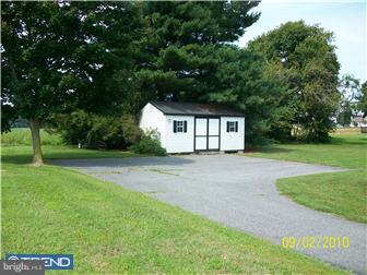 6911 Bay Road Frederica, DE 19946 - Photo 3 of 12 Exterior Back